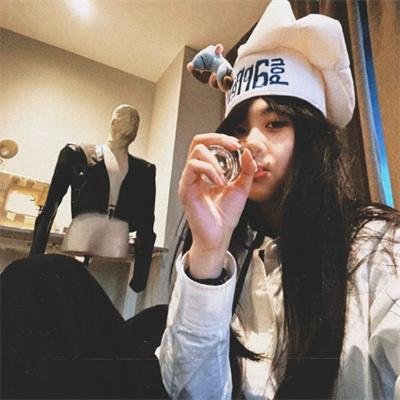 妮娜琦珈